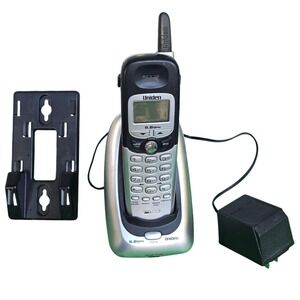 Uniden TCX805 5.8GHz Cordless Accessory Handset with Charging Base Wall Mount